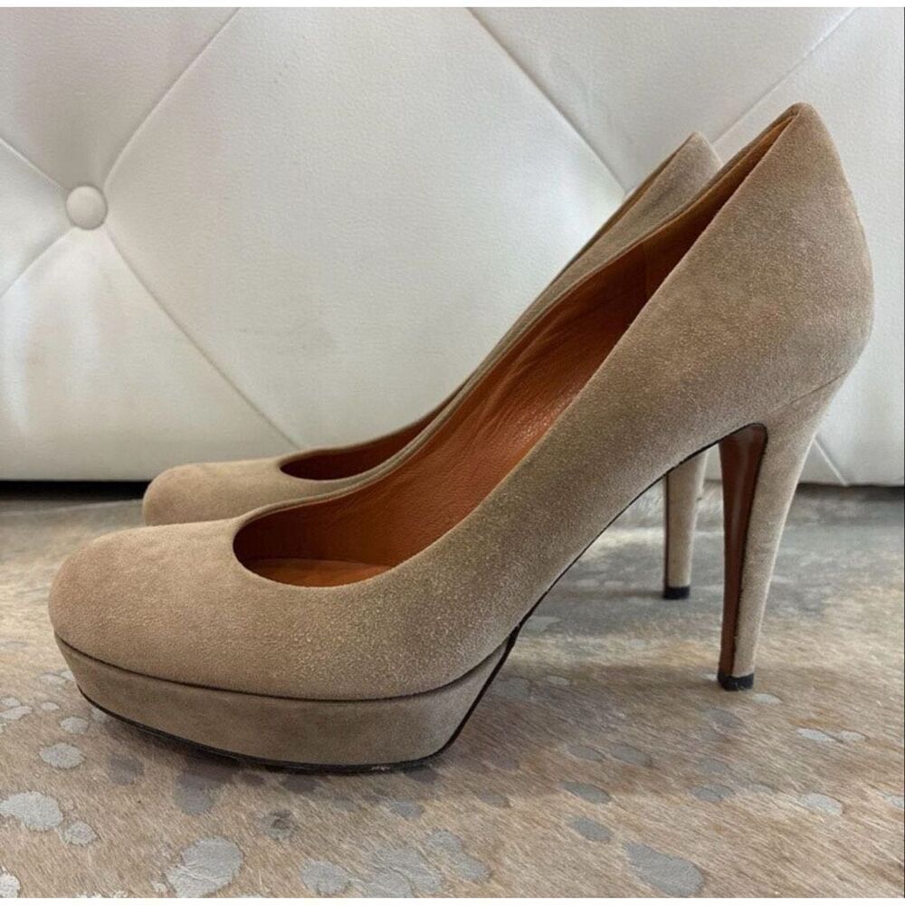 Gucci Women's Sz 36.5 Betty Platform Heels Taupe Suede Classic Minimalist Luxury - Picture 4 of 14